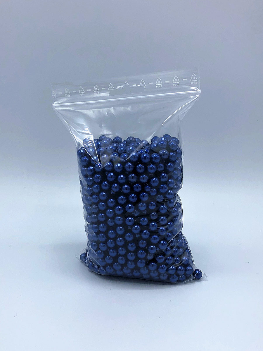 Ein transparenter Kunststoffbeutel mit Druckverschluss in der Stärke 50 µ, die Abmessung beträgt Breite 110 mm Höhe 220 mm. Am oberen Ende vom Kunststoffbeutel ist eine schlitzförmige Aussparung, die Eurolochung genannt wird, sie dient zur Aufhängung der Ein transparenter Kunststoffbeutel mit Druckverschluss in der Stärke 50 µ, die Abmessung beträgt Breite 110 mm Höhe 220 mm. Am oberen Ende vom Kunststoffbeutel ist eine schlitzförmige Aussparung, die Eurolochung genannt wird, sie dient zur Aufhängung der