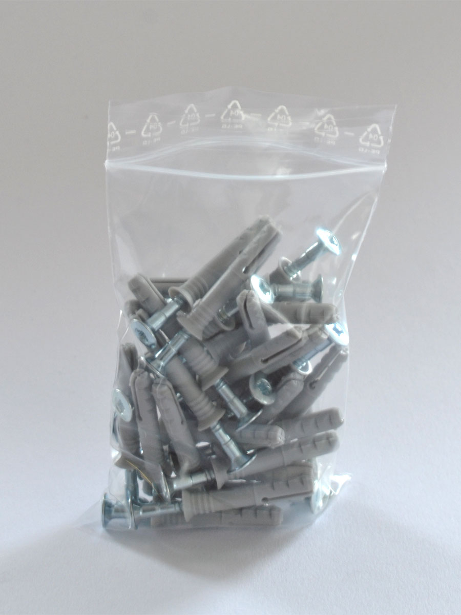 Ein transparenter Kunststoffbeutel mit Druckverschluss in der Stärke 90 µ, die Abmessung beträgt Breite 250 mm Höhe 350 mm. Ein transparenter Kunststoffbeutel mit Druckverschluss in der Stärke 90 µ, die Abmessung beträgt Breite 250 mm Höhe 350 mm.