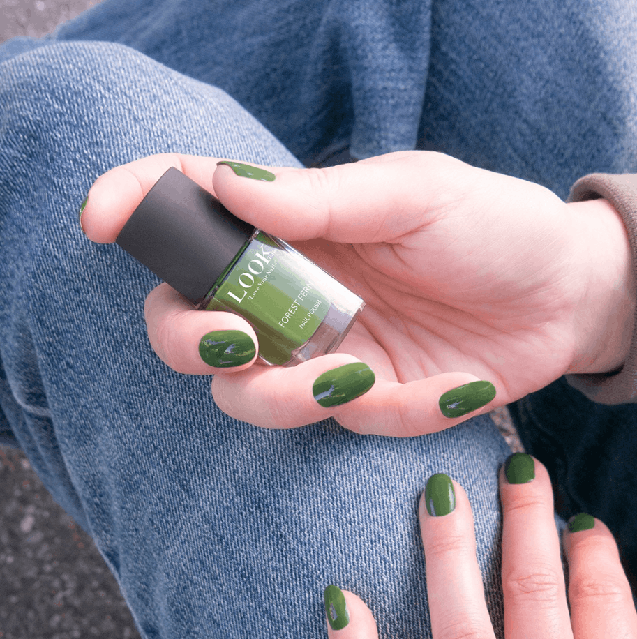 Nagellack Forest Fern