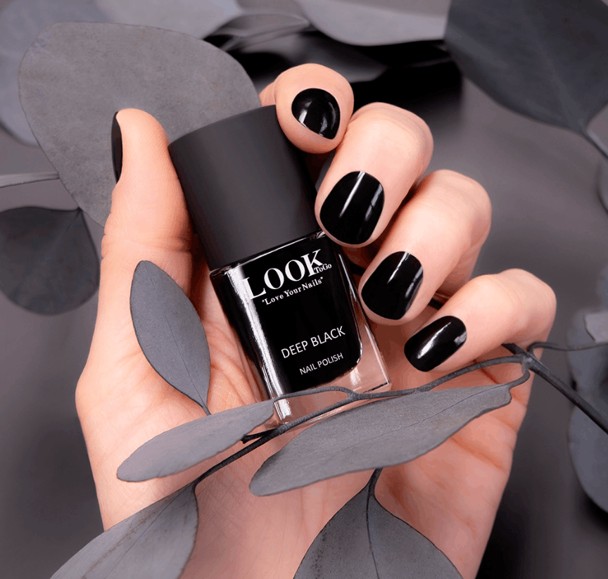Nagellack Deep Black