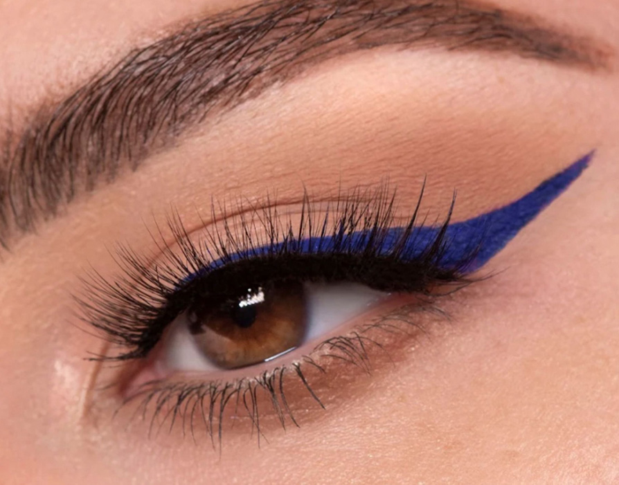 theBalm Schwing Liquid Eyeliner Sapphire Blue