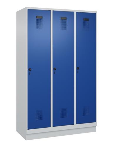 Garderobenschrank Evolo PLUS Sockel 1200mm lichtgrau/enzianblau 3 Abt.C+P || VE = 1 ST