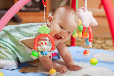 Kleinkinder (1-3 Jahre) Kleinkinder (1-3 Jahre)