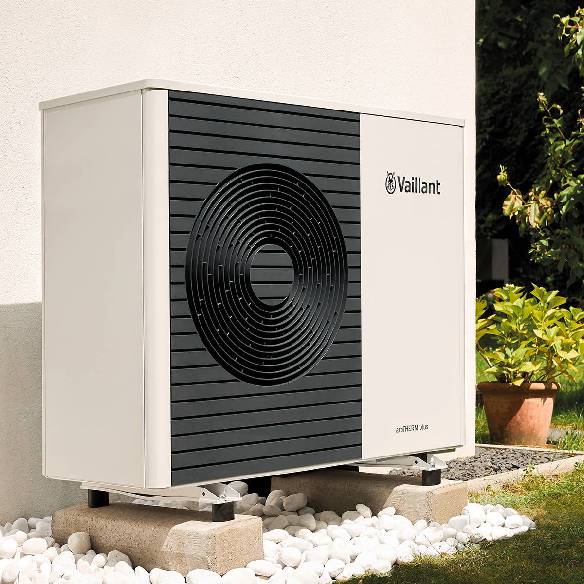 Vaillant Wärmepumpen Set aroTHERM plus VWL 75/6A S2 mit uniTOWER