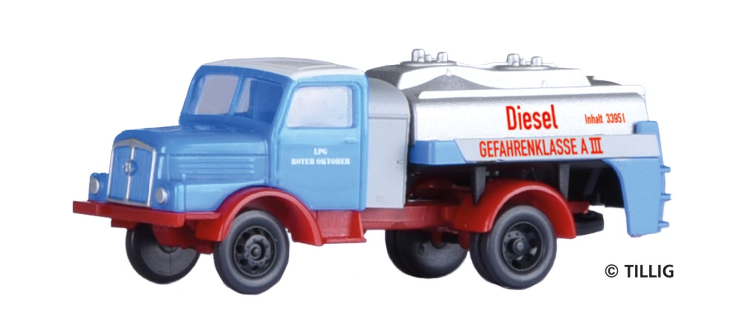 Tillig 19065 - LKW H3A Tankwagen LPG 'Roter Oktober'