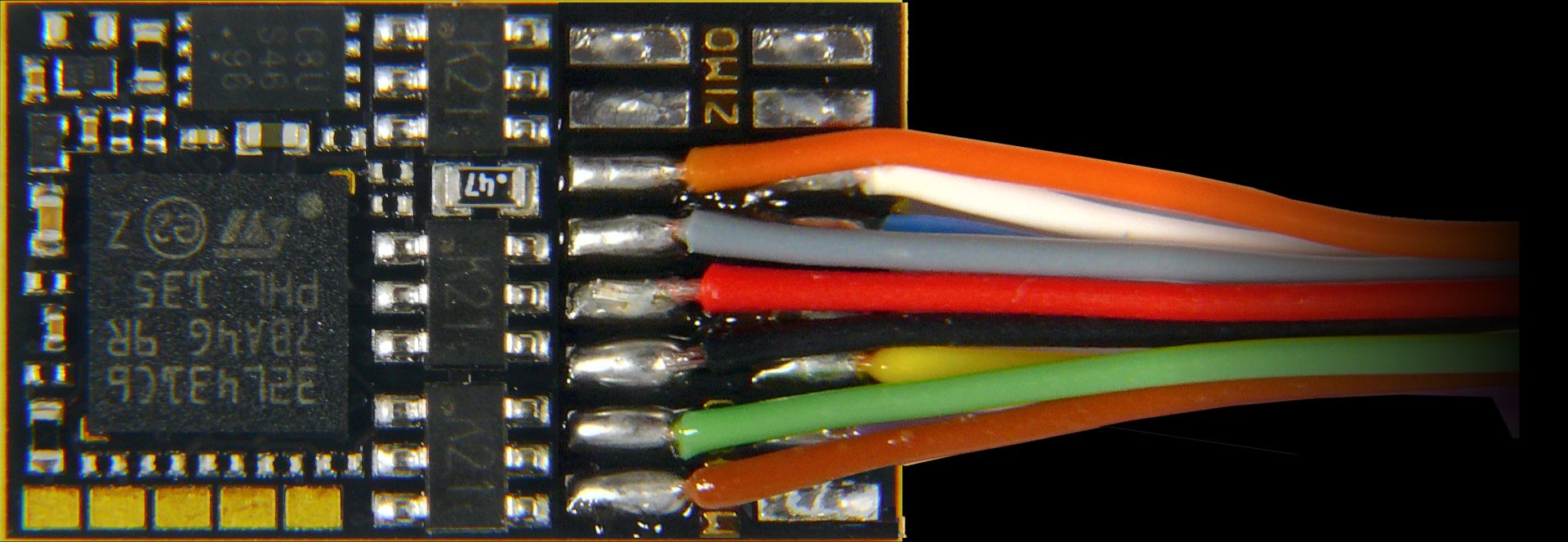Zimo MN300F - Decoder, NEM 651 an Drähten, 17,6 x 10,5 x 3,1 mm, 1 A, 6 FA