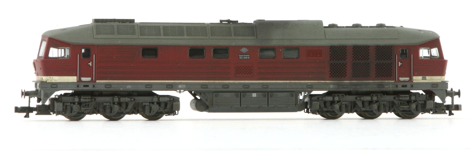 Saxonia 120044 - Diesellok 132 345-0, DR, Ep.IV, gealtert