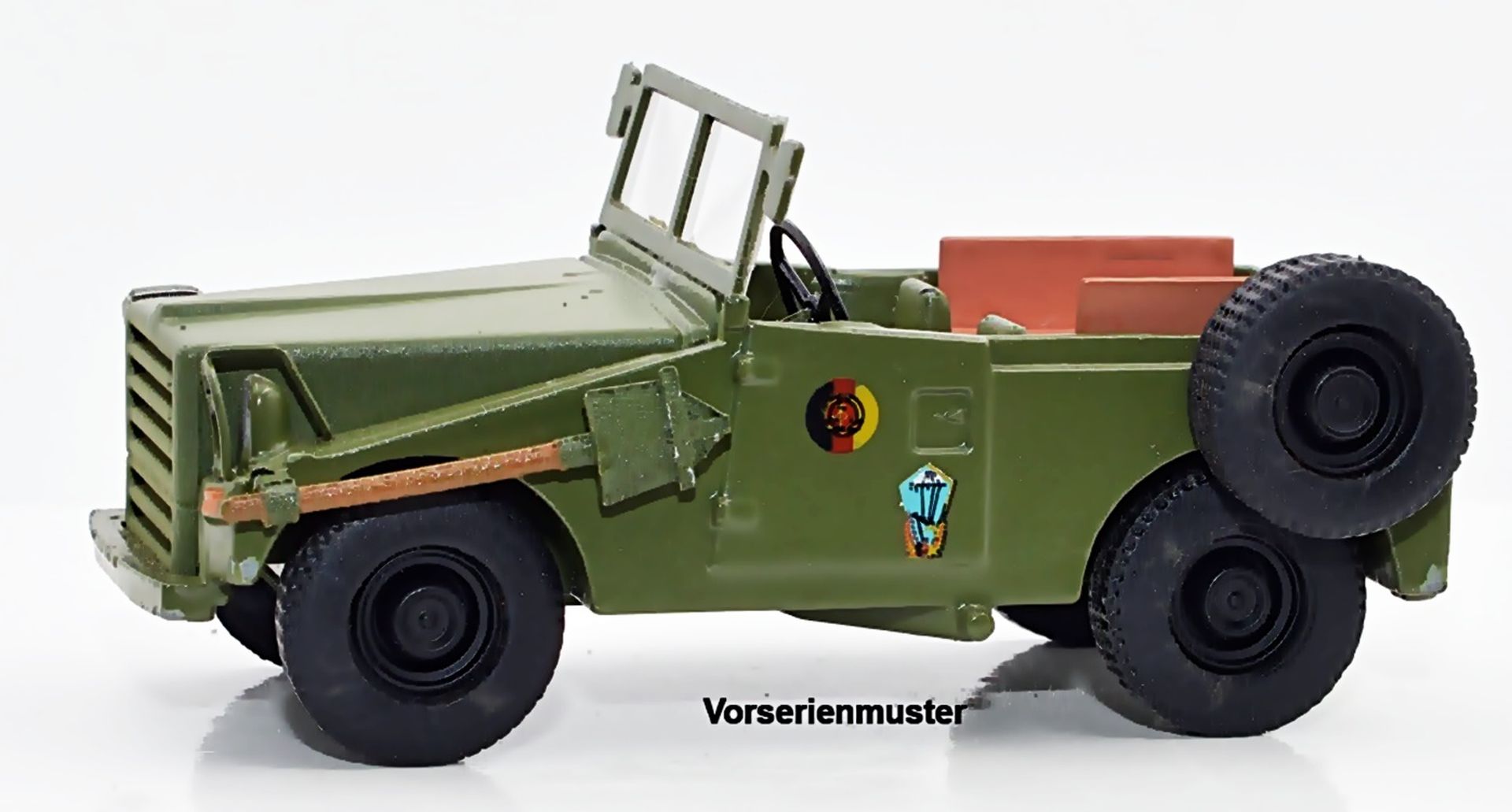 NPE NA 88773 - IFA P3 Kübelwagen, NVA Fallschirmjäger