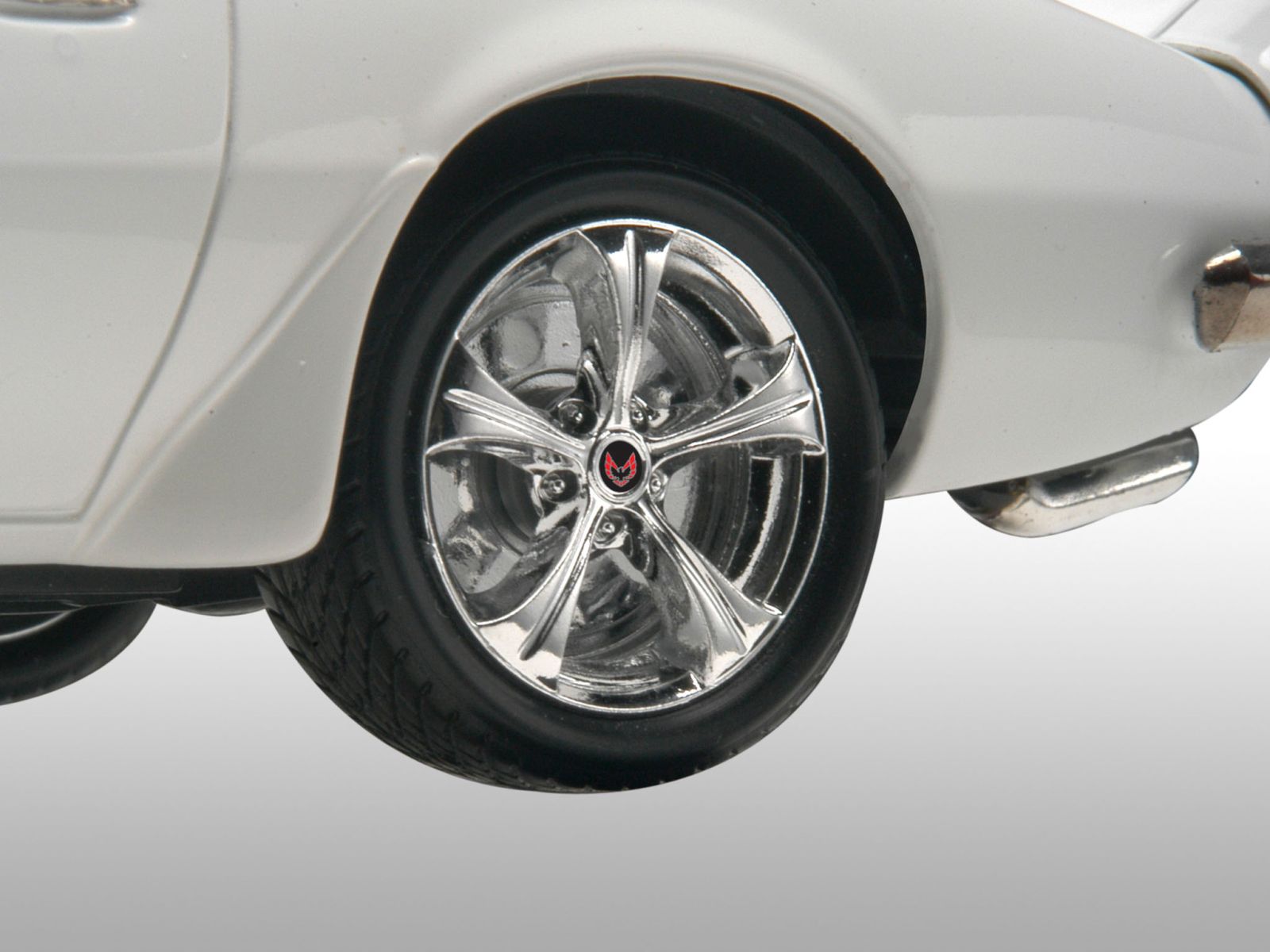 Revell 14489 - 1970 Pontiac Firebird Revell 14489 - 1970 Pontiac Firebird