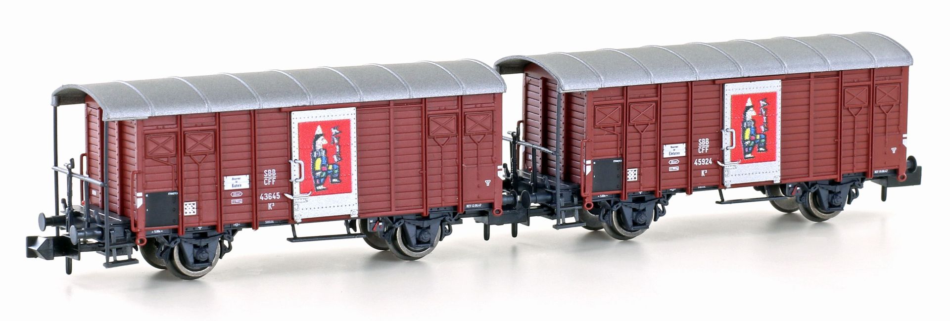 Hobbytrain H24257 - 2er Set gedeckte Güterwagen K3, SBB, Ep.III 'Zirkus Knie'