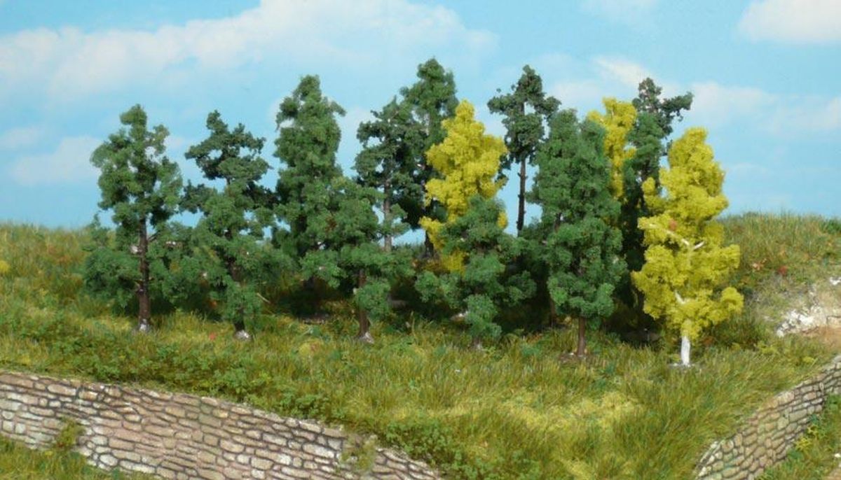 Heki 1231 - 25 Bäume 4-6 cm