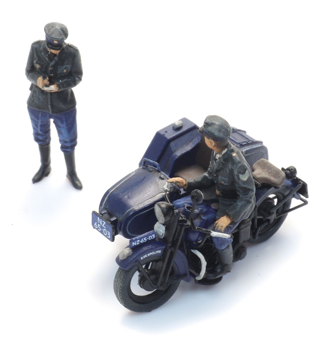 Artitec 10.422 - Reichspolizeimotorrad mit Beiwagen und 2 Figuren