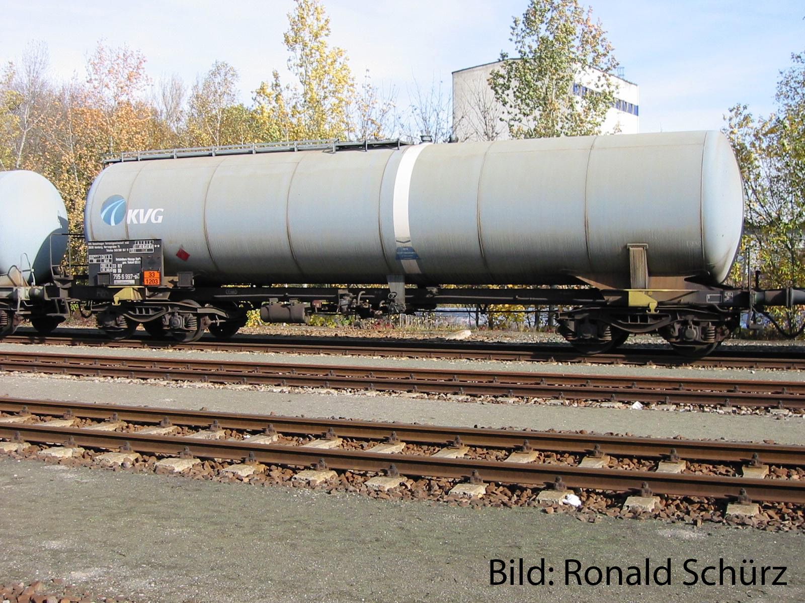 Saxonia 120216 - 2er Set Kesselwagen Zas, 8106, DR, Ep.IV Saxonia 120216 - 2er Set Kesselwagen Zas, 8106, DR, Ep.IV