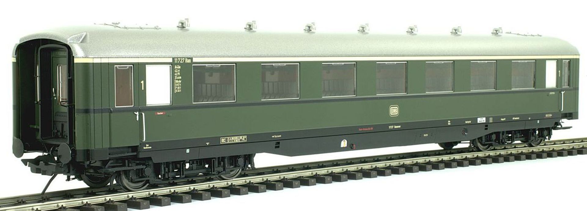 Lenz 41260-02 - Schürzenwagen AB4ü-38, 1./2. Klasse, DB, Ep.III Lenz 41260-02 - Schürzenwagen AB4ü-38, 1./2. Klasse, DB, Ep.III
