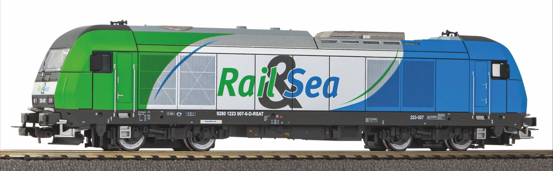 Piko 57896 - Diesellok BR 223, Rail & Sea, Ep.VI, AC-Digital