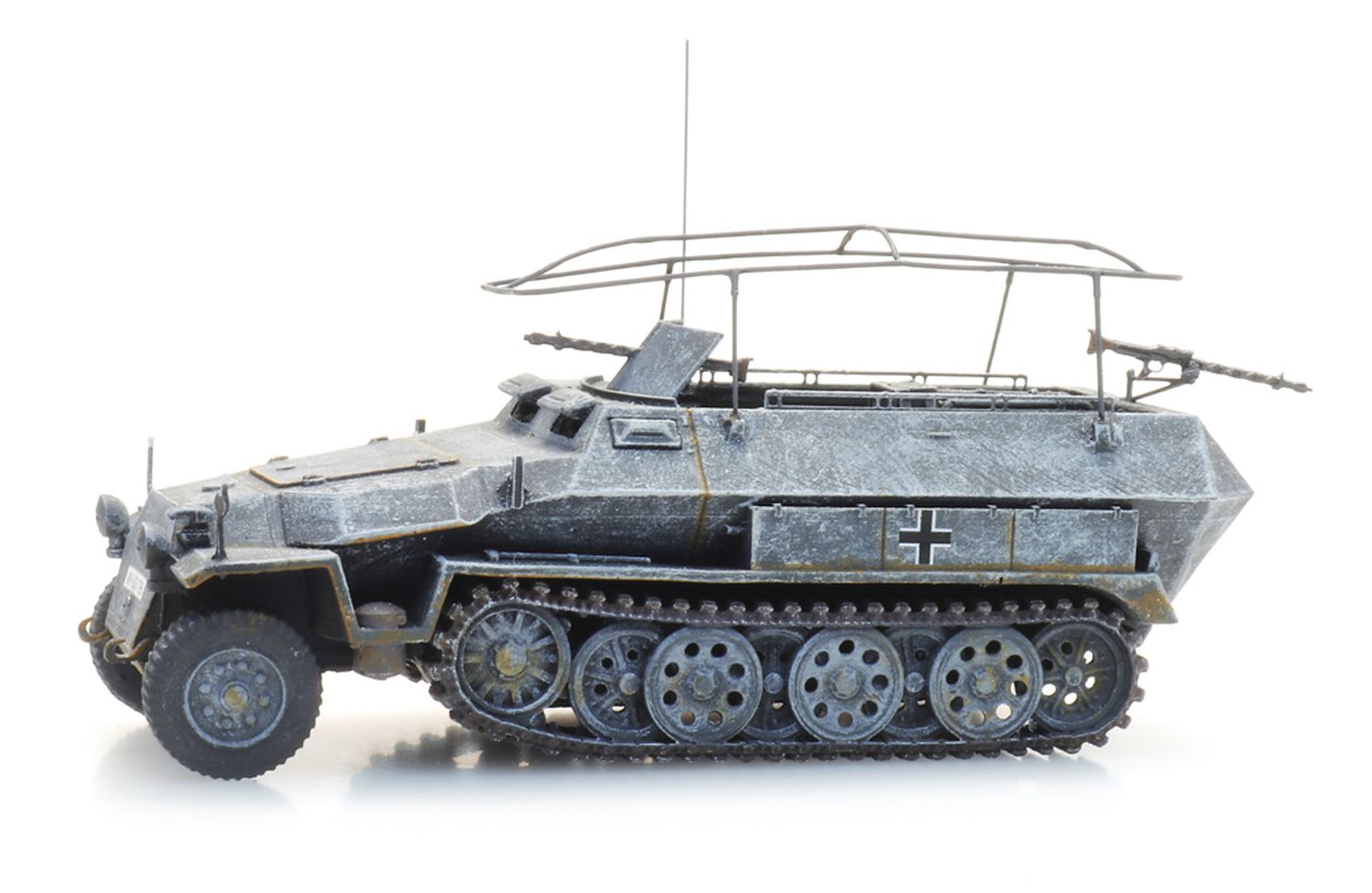 Artitec 6870482 - Wehrmacht Sd.Kfz. 251/3 Ausführung C, Funkpanzerwagen, Winter