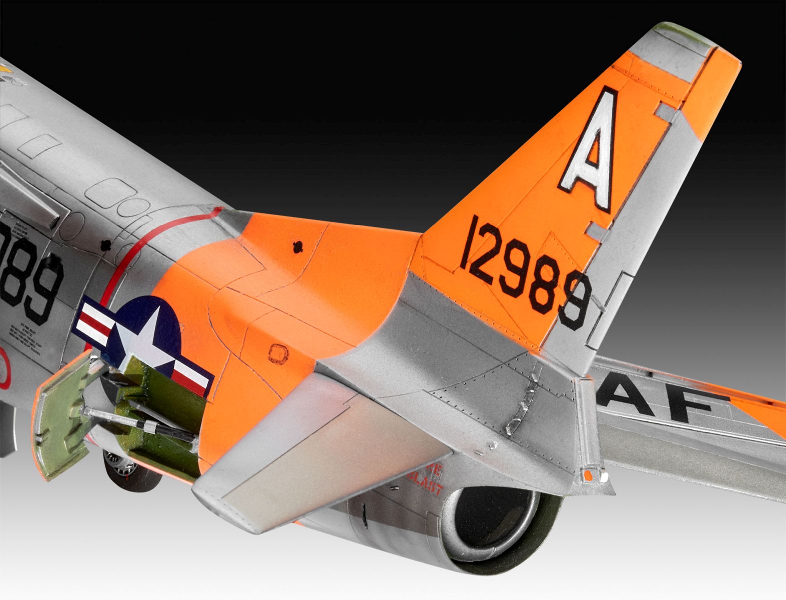 Revell 03832 - F-86D "Dog Sabre"