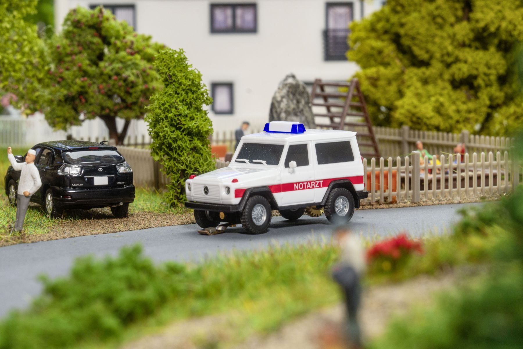 Faller 161448 - Car System SUV MB G-Klasse Notarzt (HERPA)