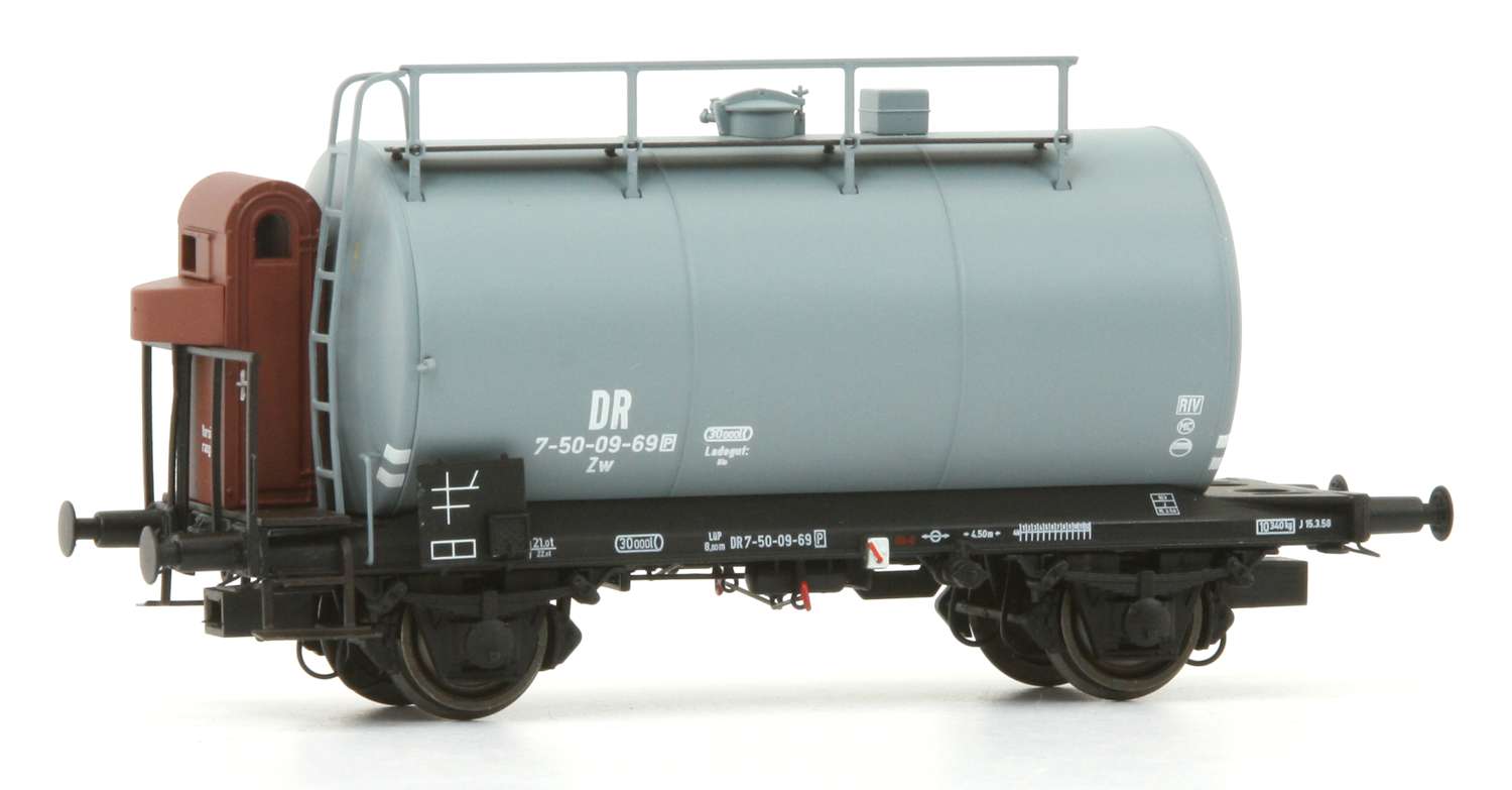 Exact-Train EX20606 - Kesselwagen Ba. Uerdingen, DR, Ep.III