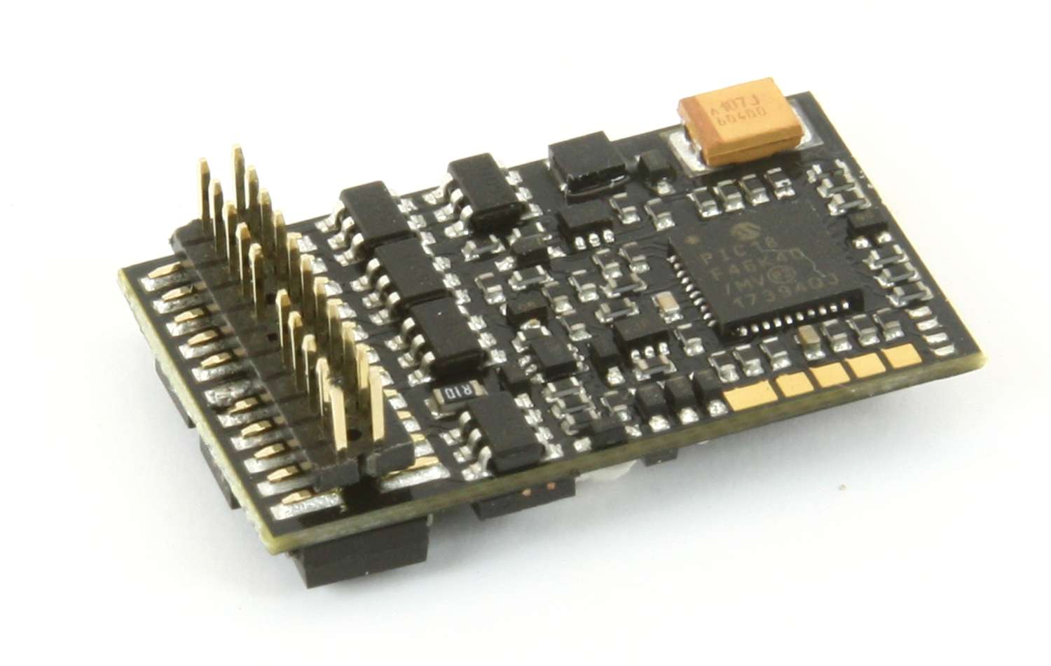 Zimo MX635P22 - Decoder 26 x 15 x 3,5 mm, 1,8 A, PluX 22