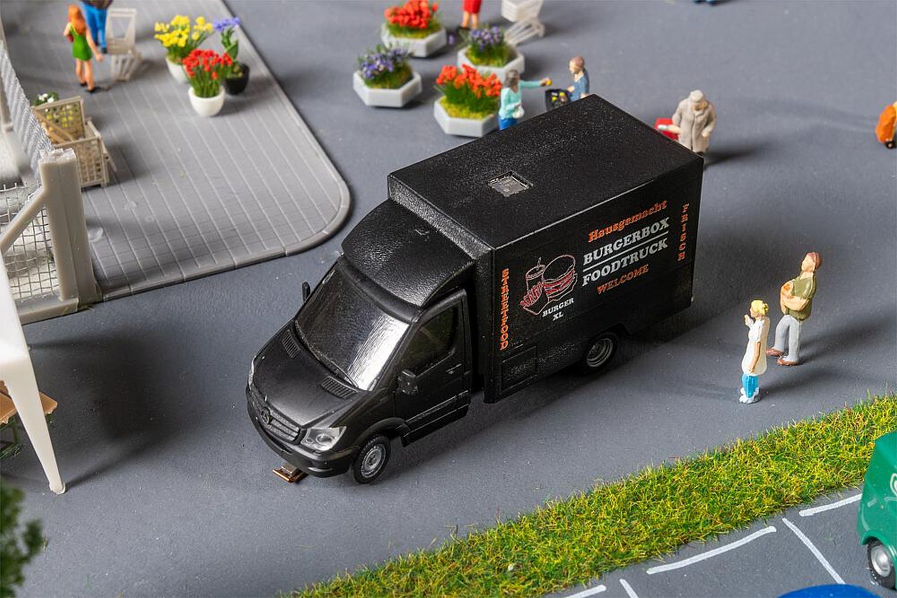 Faller 161324 - Car System Digital MB Sprinter Foodtruck (HERPA)