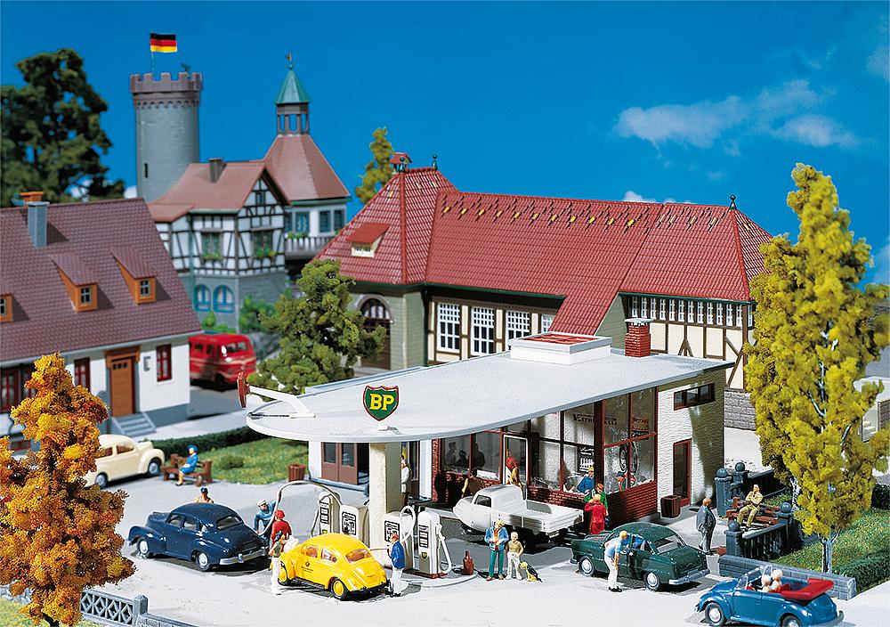 Faller 130347 - BP-Tankstelle Faller 130347 - BP-Tankstelle