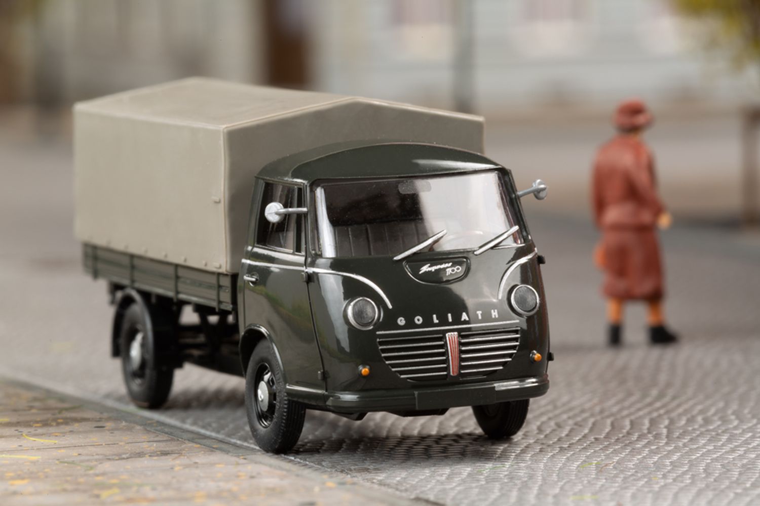 mini-car 66023 - Goliath Pritschenwagen Plane grau - Fertigmodell
