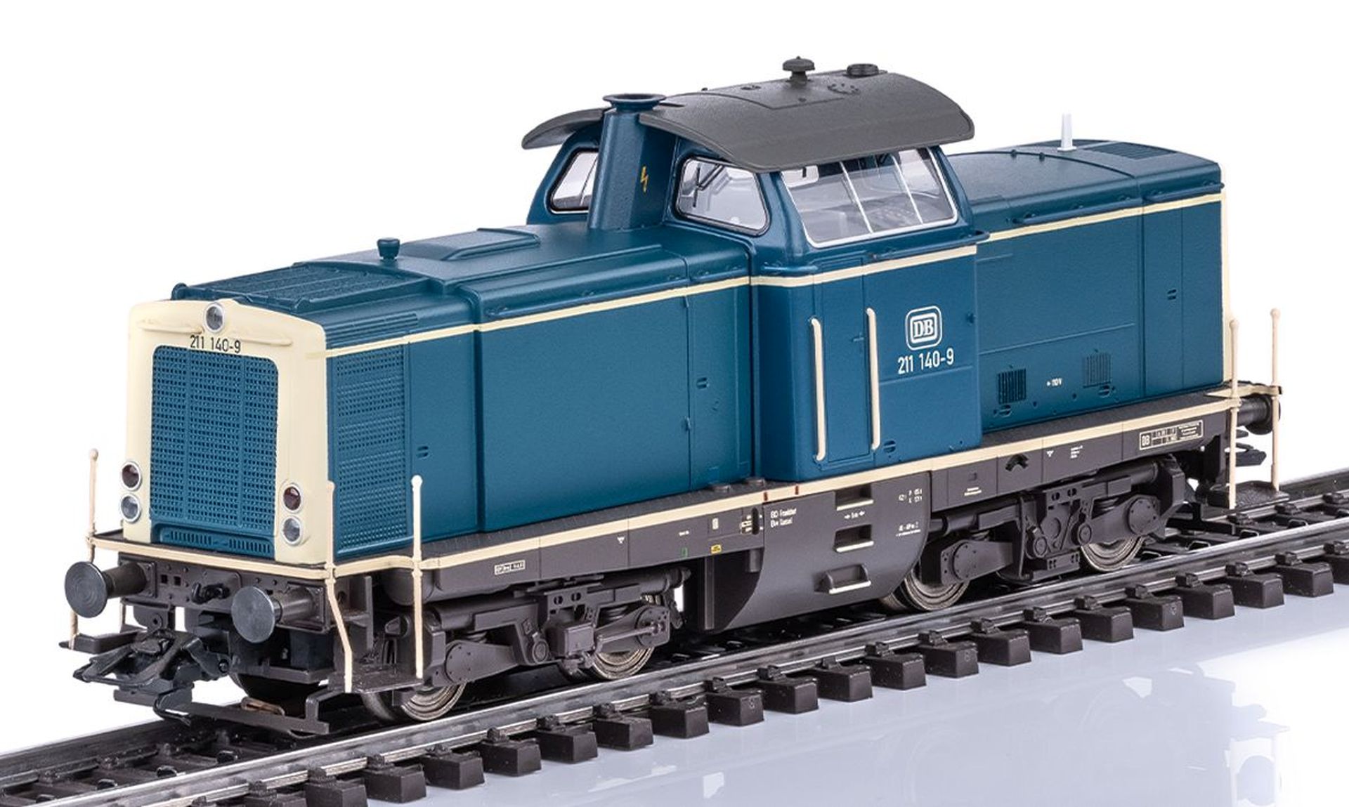 Märklin 38100 - Diesellok 211 140-9, DB, Ep.IV, MFX+-Sound