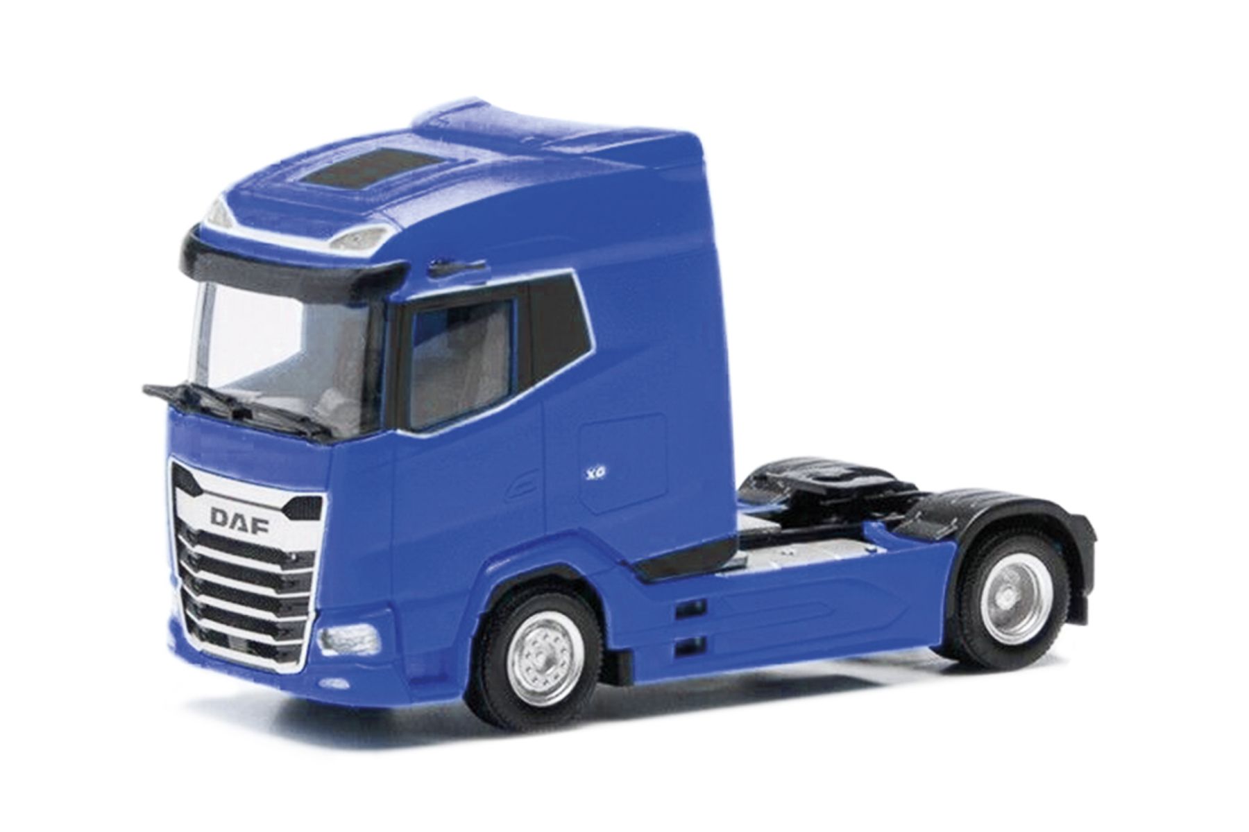 Herpa 315760-003 - DAF XG Zugmaschine 2achs, ultramarinblau