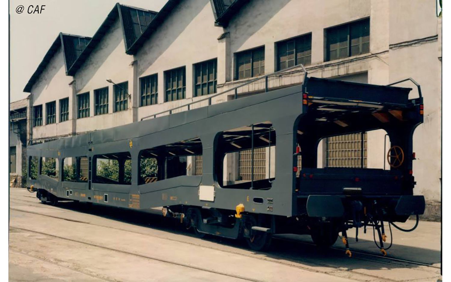 Arnold HN4350 - 2er Set Autotransportwagen DDMA, RENFE, Ep.IV