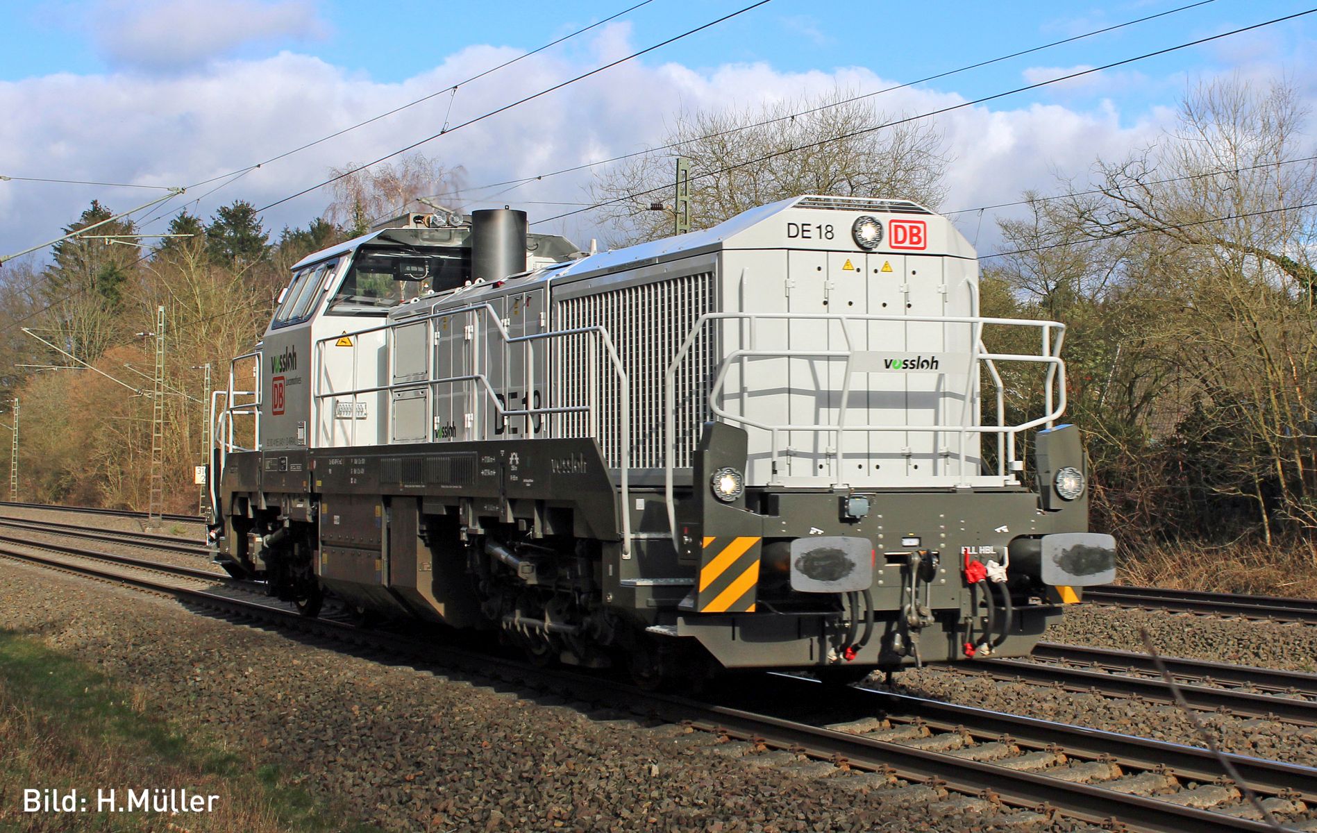 Hobbytrain H32102-S - Diesellok Vossloh DE18, DB-Cargo, Ep.VI, DC-Sound
