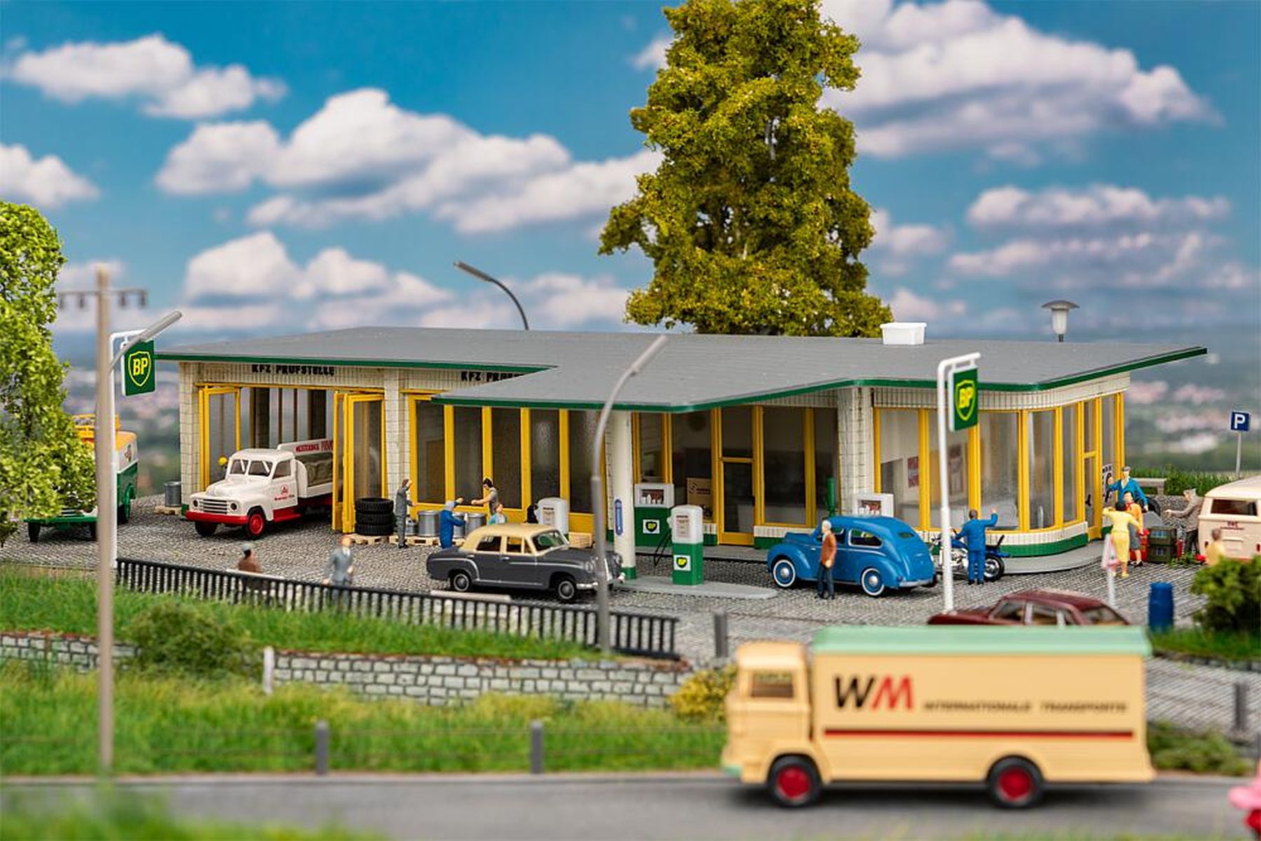 Faller 130592 - Große BP-Tankstelle