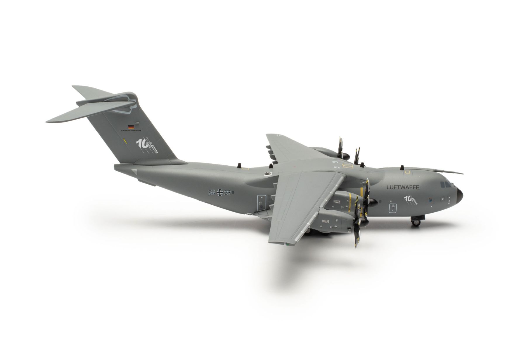 Herpa 573788 - Luftwaffe Airbus A400M Atlas - LTG62 / Air Transport Wing 62, Wunstorf "10 Jahre A400M"
