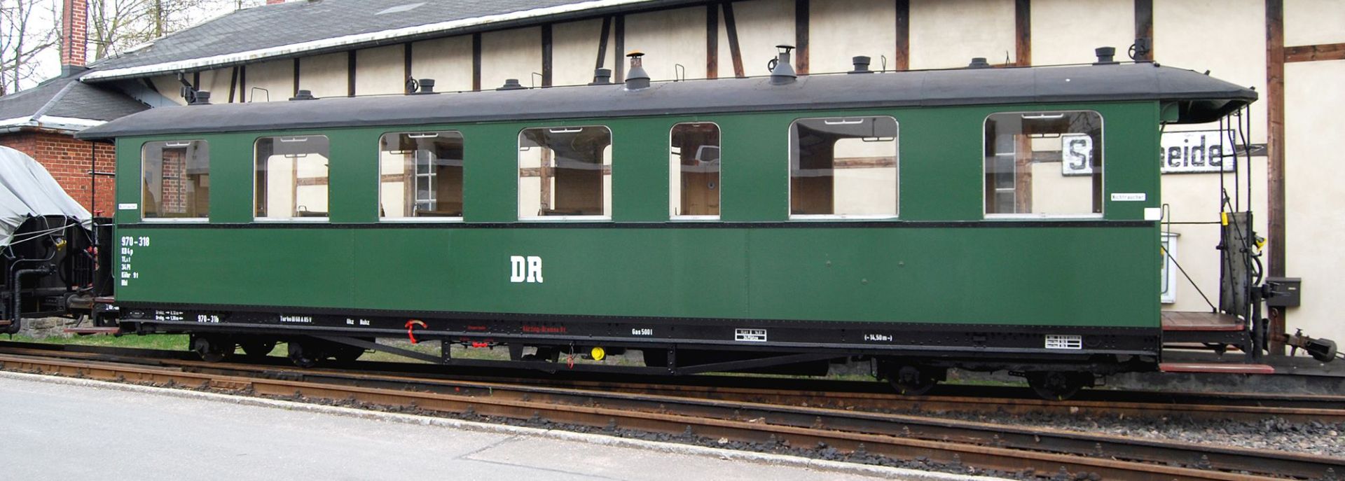 Bemo 3022832 - Sächsischer Personenwagen 970-350 Blech-Wagenkasten, DR, Ep.III