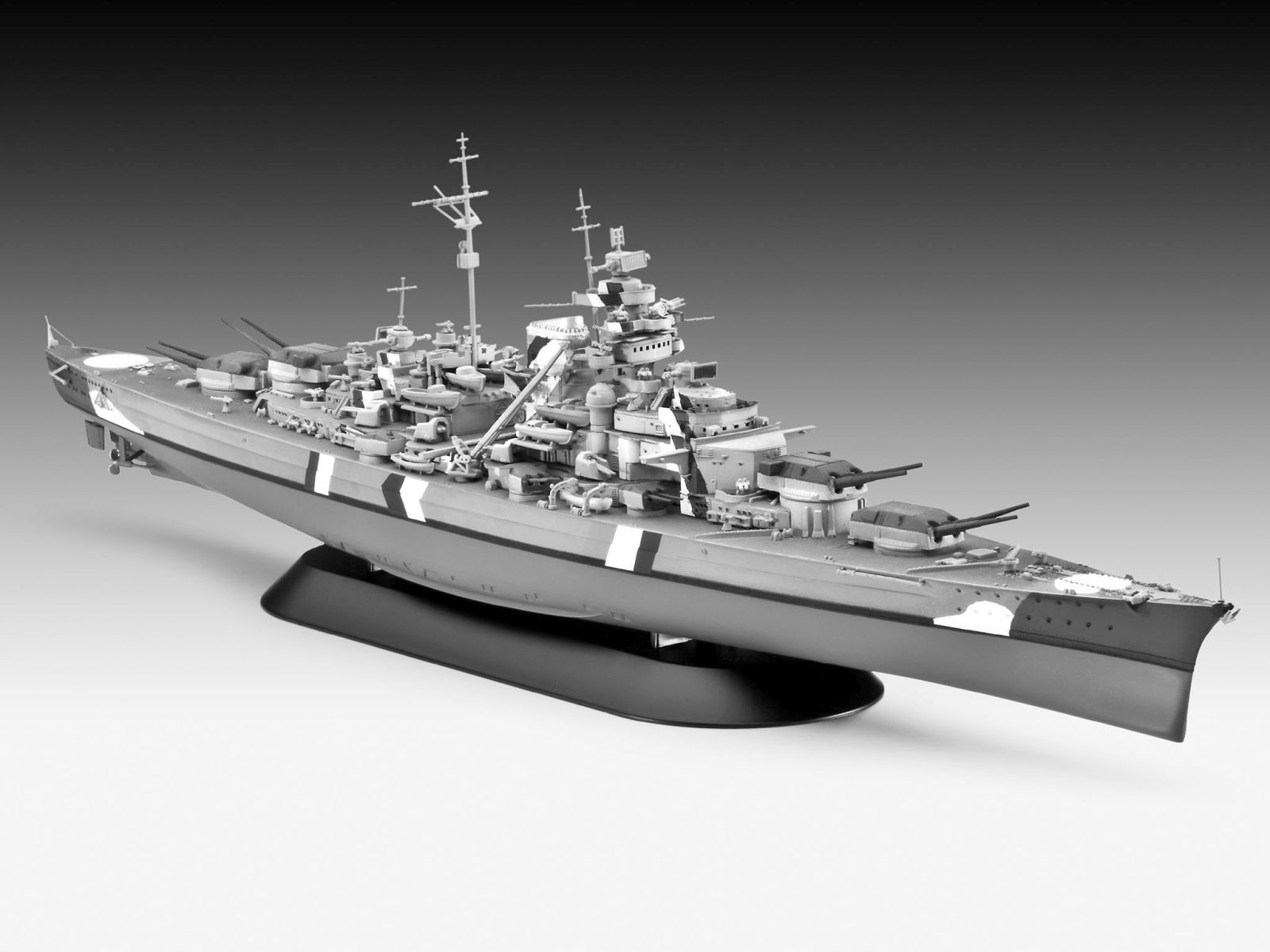 Revell 05098 - Battleship Bismarck Revell 05098 - Battleship Bismarck