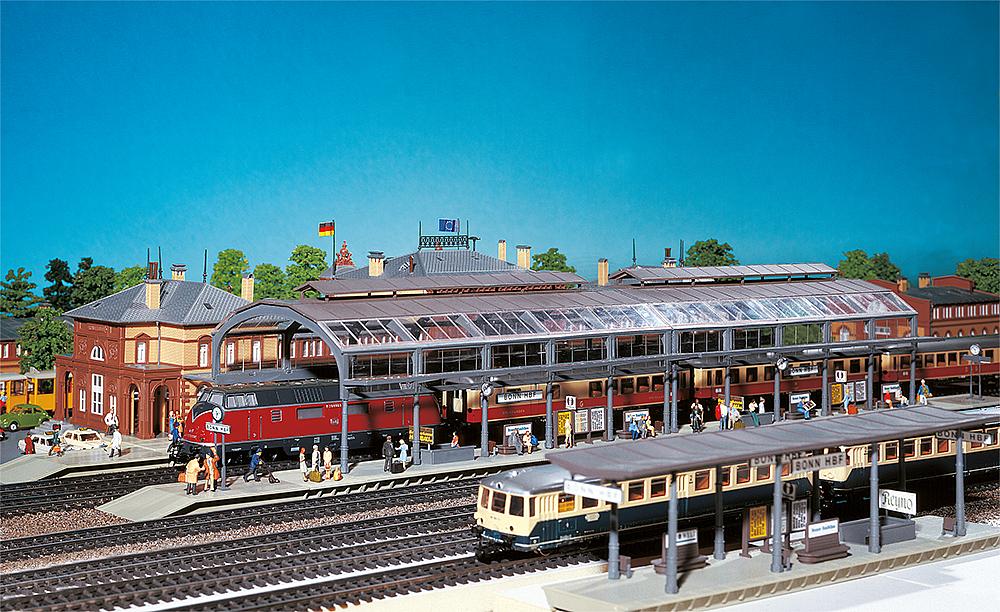 Faller 120180 - Bahnhofshalle Faller 120180 - Bahnhofshalle