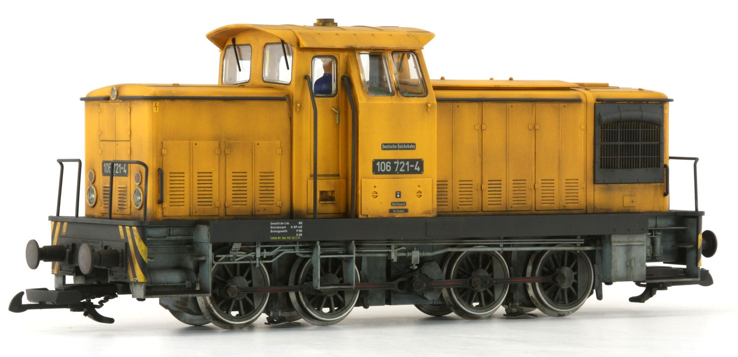 Saxonia 225001 - Diesellok 106 721-4, DR, Ep.IV, DC-Sound, gealtert