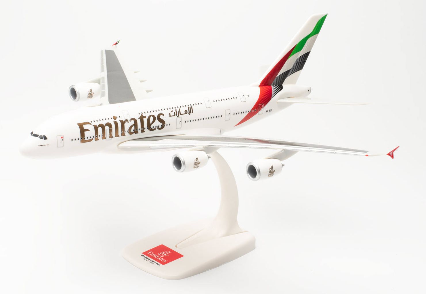 Herpa 614054 - Emirates Airbus A380 - new 2023 Colors - A6-EOE