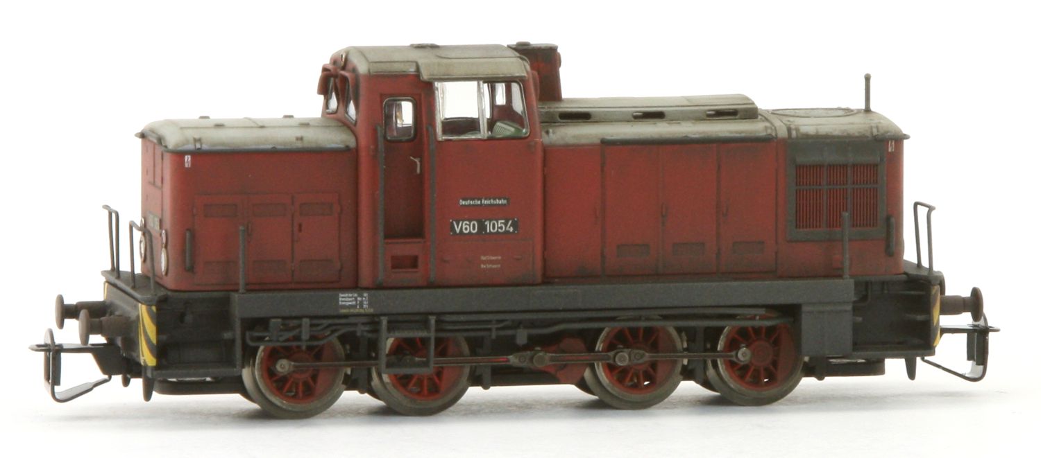 Saxonia 120090-ZHK - Diesellok V 60 1054, DR, Ep.III, gealtert, Zimo-Henning-Sound, SD-Kupplung