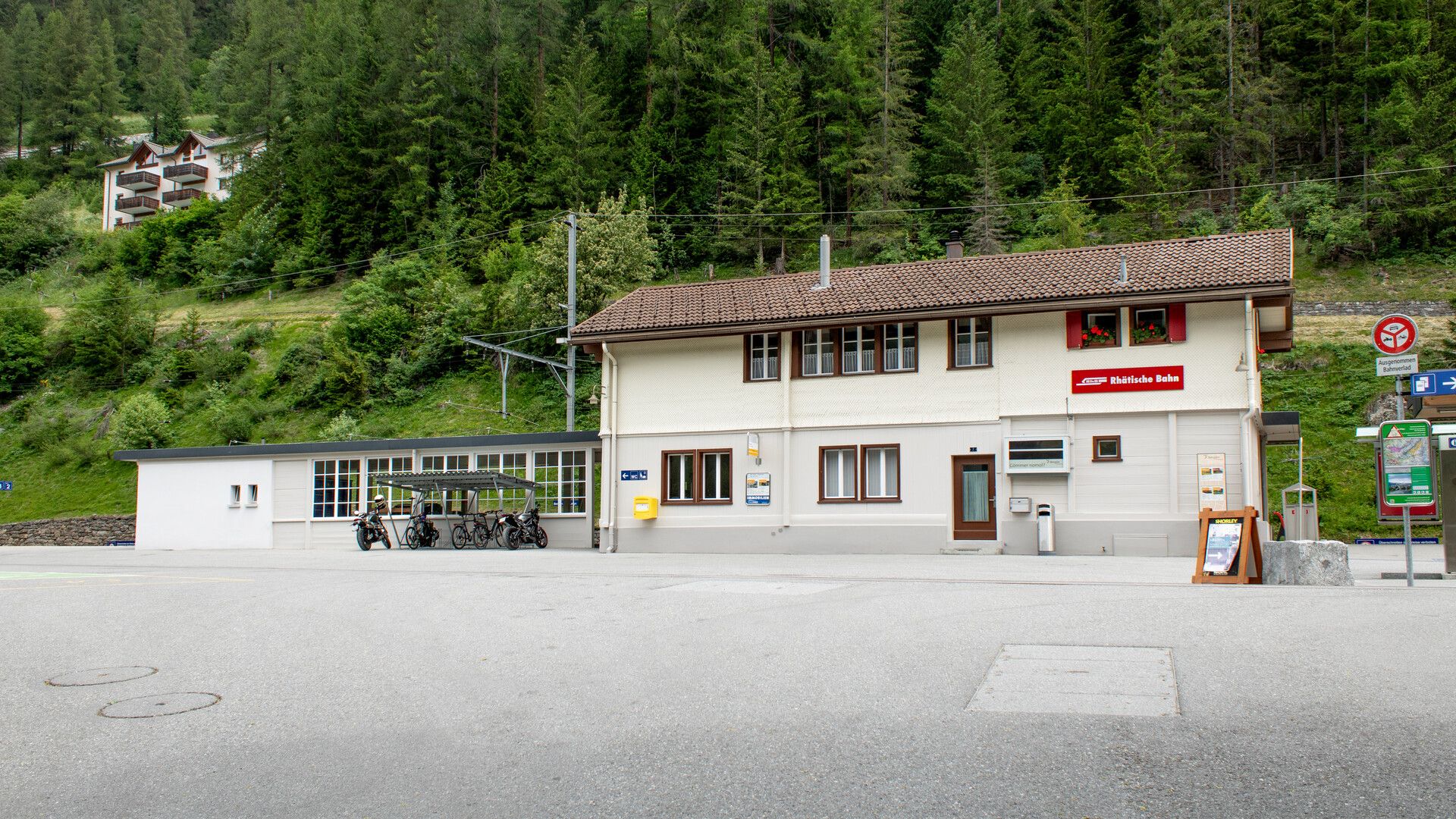 Noch 66005 - Bahnhof 'Bergün'