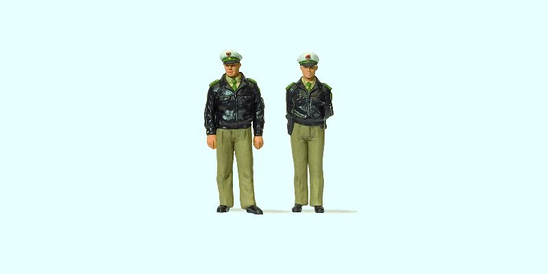 Preiser 65363 - Polizisten stehend, Grüne Uniform, BRD