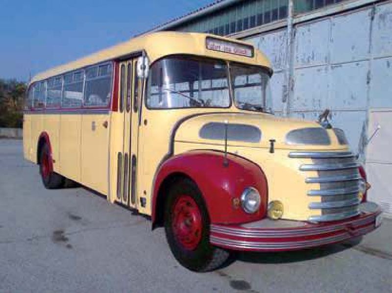 Liliput 235782 - Transportwagen mit Omnibus Gräf+Stift, SLB, Ep.V