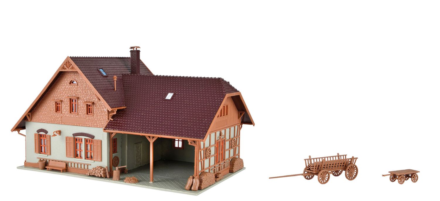 Vollmer 43744 - Bauernhaus mit Remise Vollmer 43744 - Bauernhaus mit Remise