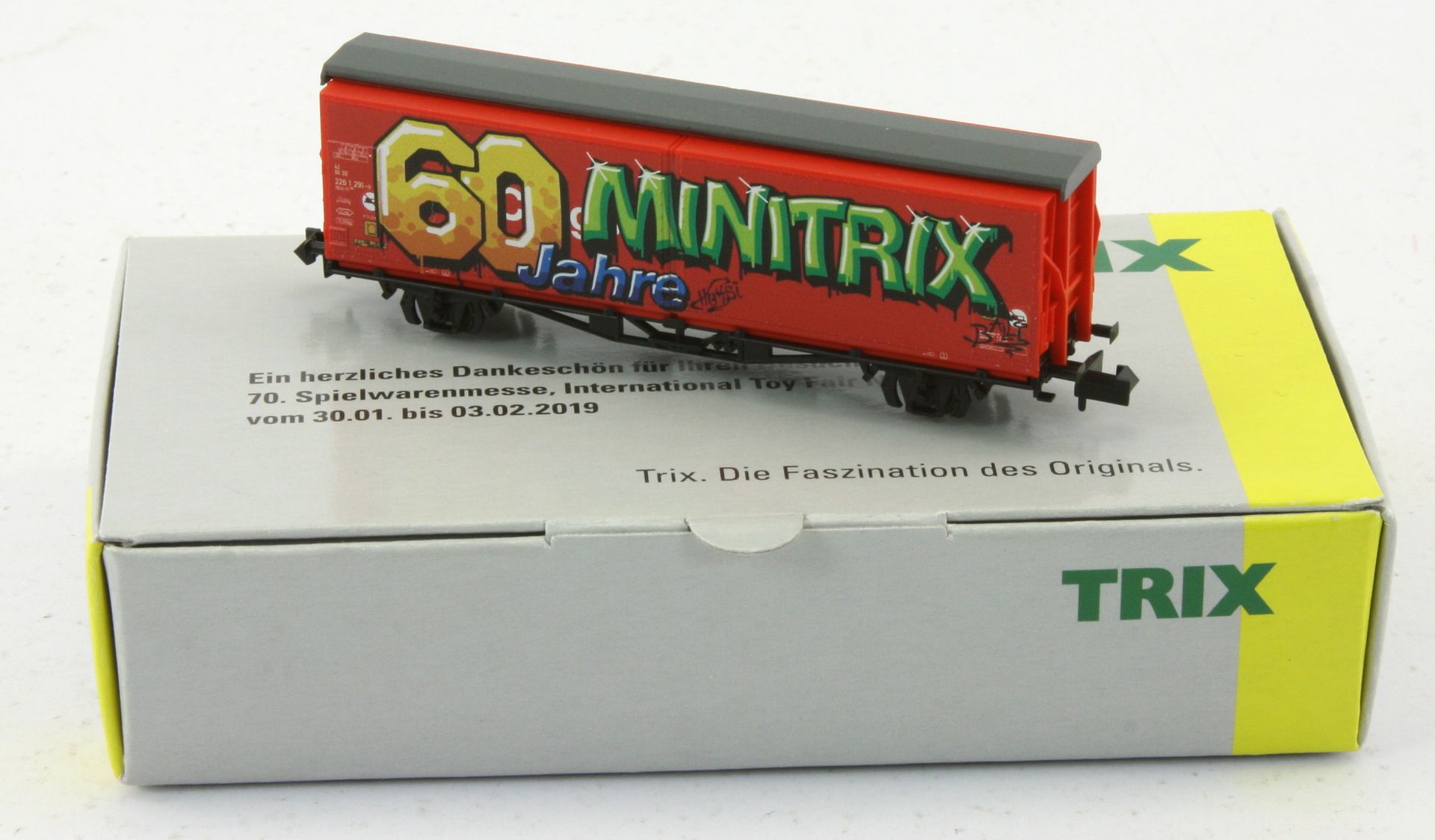 Trix TSWM2019-G - Spielwarenmesse 2019, gedeckter Güterwagen, Spur N