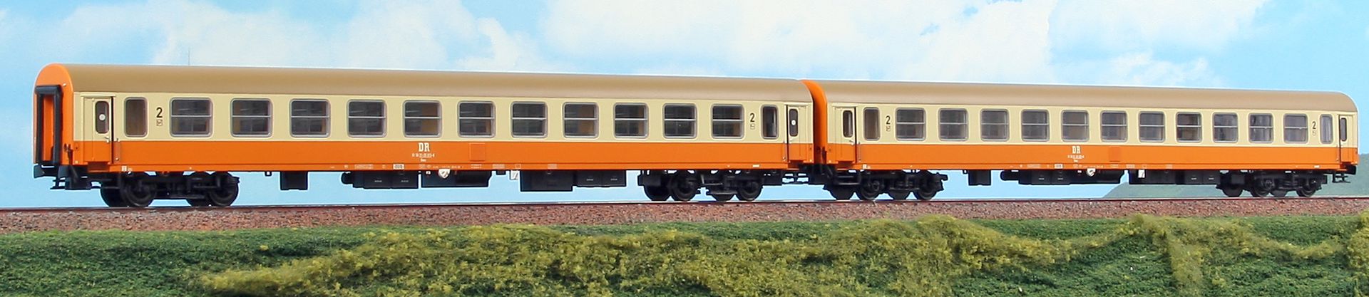 ACME AC 55300 - 2er Set Personenwagen Bme 'Städte-Express', DR, Ep.IV, Set B