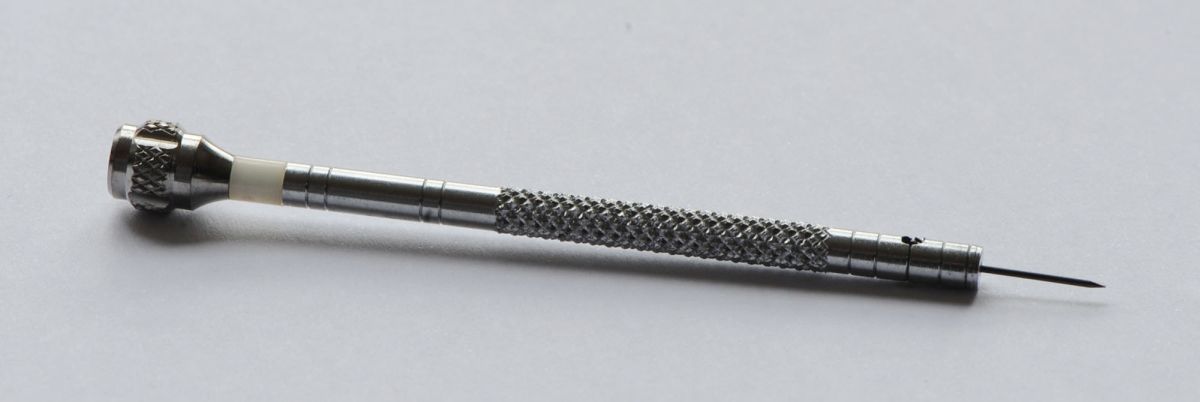 MMC 000016 - Präzisionsschlitzschraubendreher mit auswechselbarer Klinge, Klingenbreite 0,6mm