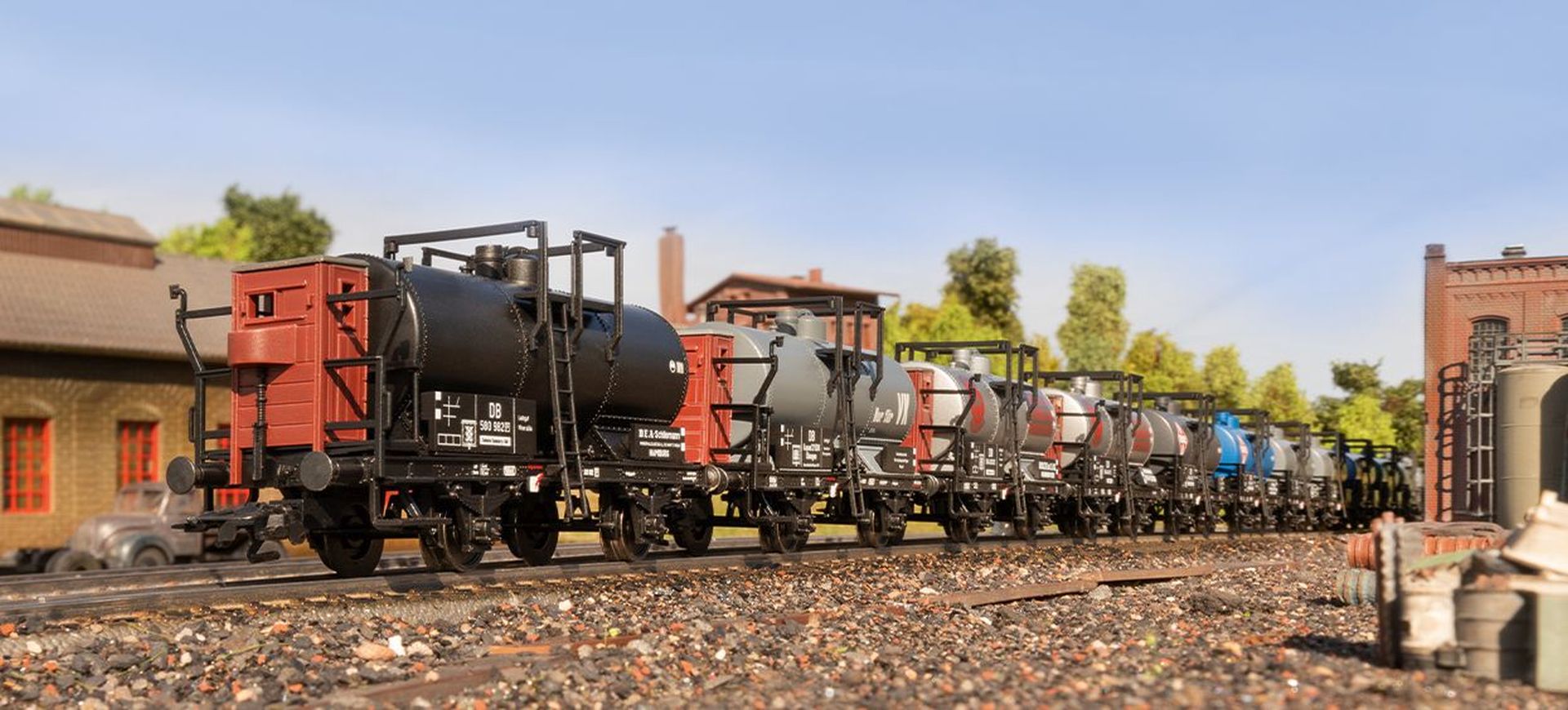 Märklin 00719 - 12er Set Kesselwagen, DB, Ep.III