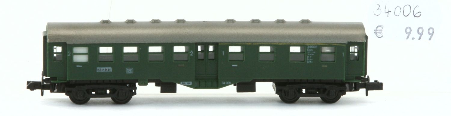 Arnold 34006-G - Personenwagen, DB, grün