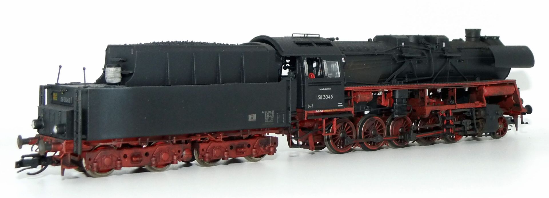 Saxonia 120129-GA - Dampflok 58 3045 mit T28-Tender, DR, Ep.III, DC-Sound, gealtert