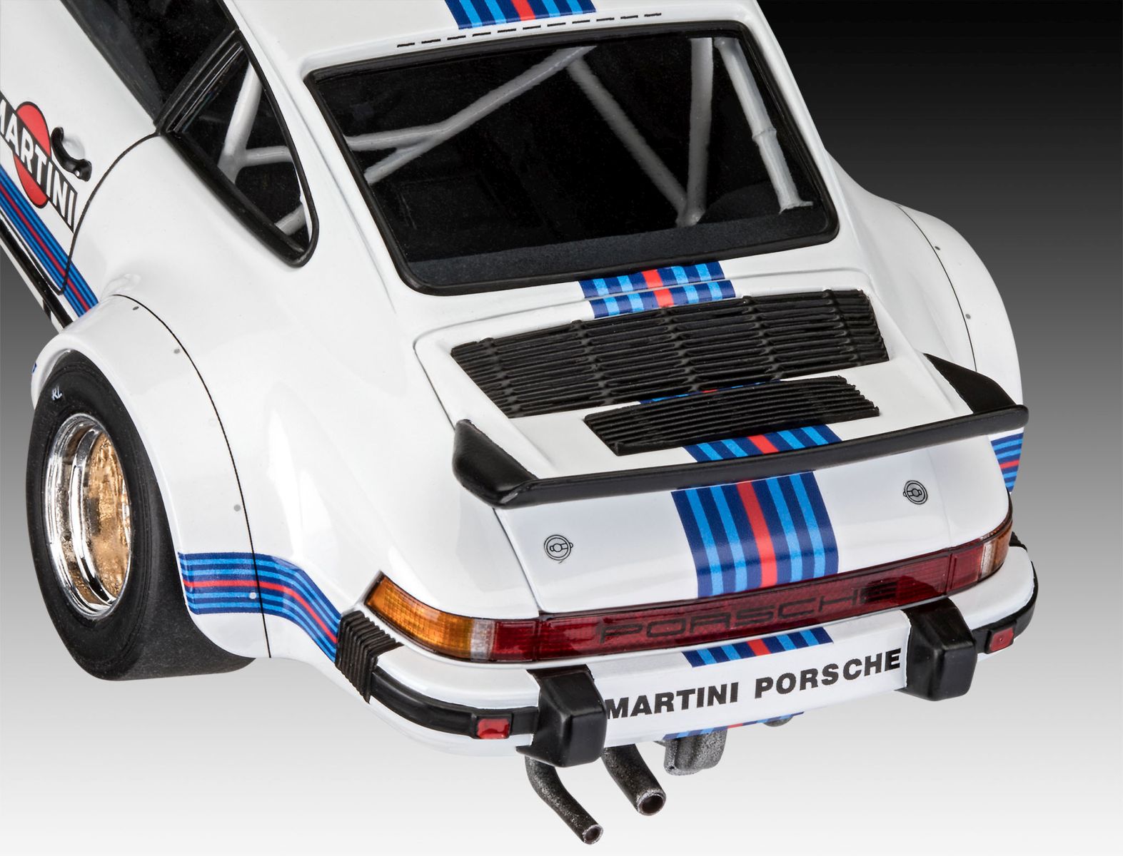Revell 07685 - Porsche 934 RSR "Martini" Revell 07685 - Porsche 934 RSR "Martini"
